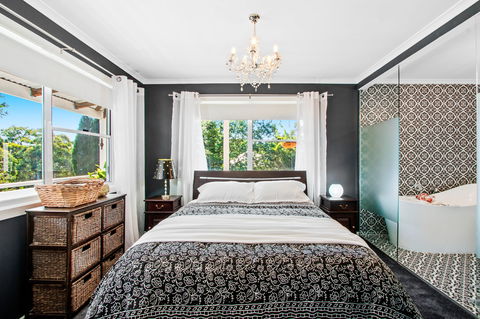 Sunnydell - Accommodation Asia 1