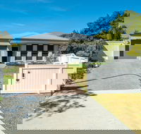 The Nest  Wrights Beach - Accommodation China