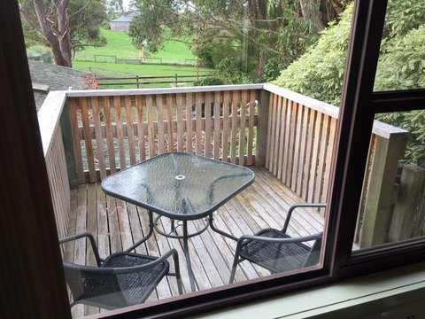 White Hawk Accommodation - Accommodation Asia 2