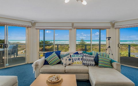 208 Surfers Pde - Accommodation Asia 0