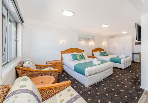 Adrift Apartments - Accommodation Asia 2