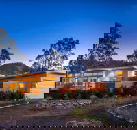 Blue  Cliff Retreat - Accommodation Guide
