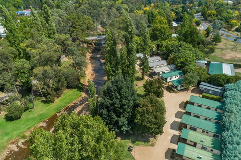 Bright Riverside Holiday Park - Accommodation Guide 0