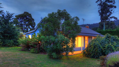 Castaway Cottage - Accommodation Asia 0