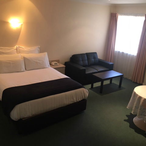 Charles Rasp Motor Inn - Accommodation China 0