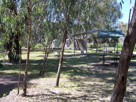 Coach And Horses Campground - Accommodation China 0