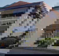 Econo Lodge Hacienda Motel - Accommodation China