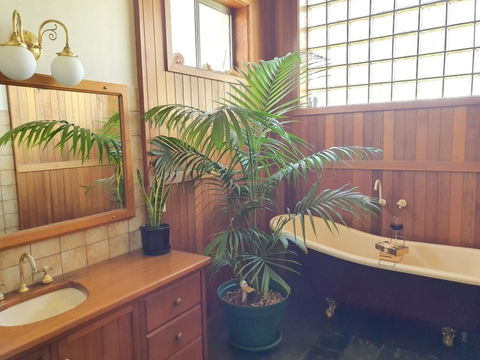 Karno House Mount Gambier - Local Heritage Listed - Accommodation China 1