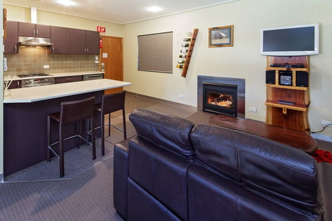 Kickenback Studio - Accommodation Asia 1
