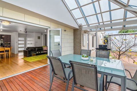Limestone Coast Apartments - Accommodation Asia 0