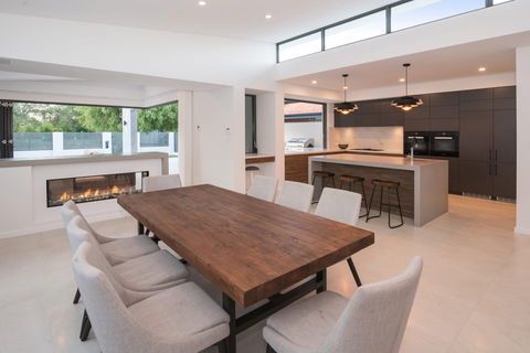 Marine Life - Accommodation Asia 1