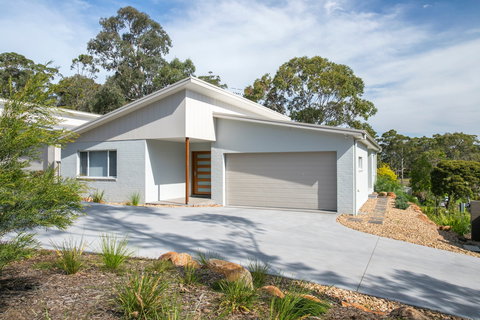 Melt Away Stress - Accommodation Asia 0