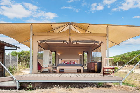 Pebble Point - Accommodation Asia 0
