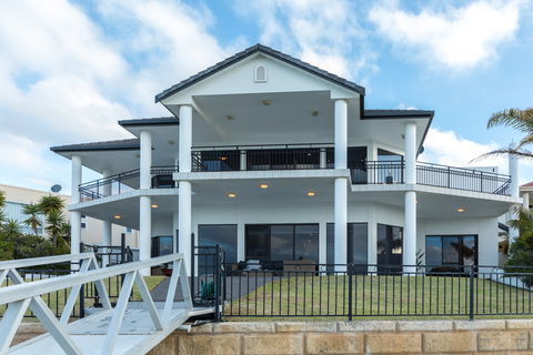 Port Lincoln Marina Luxury Escape - Accommodation China 1