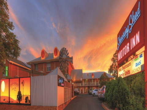 Shearing Shed Motor Inn - Open - Accommodation Asia 1