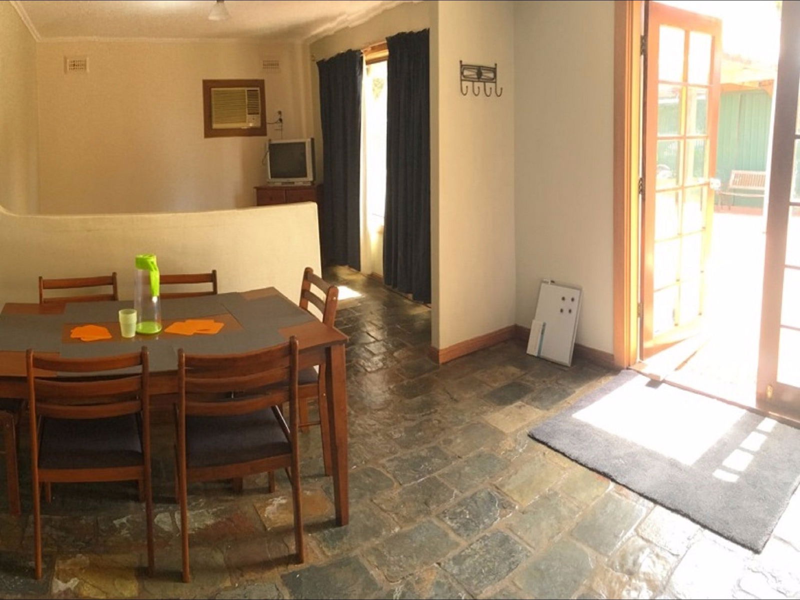 Kirton Point SA Accommodation Guide