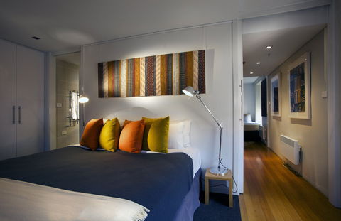 Sullivans Cove Apartments - Harbourside - Accommodation Asia 2
