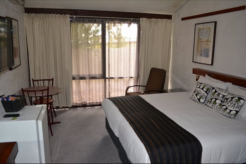 The Apple Inn - Accommodation Guide 2