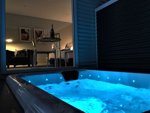 The Nest - Accommodation China 1