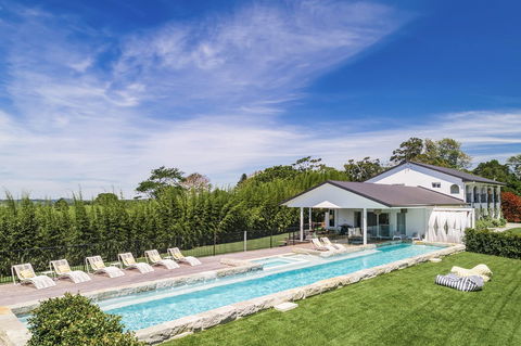 Villa St Helena - Accommodation Asia 1