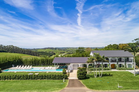 Villa St Helena - Accommodation Asia 2