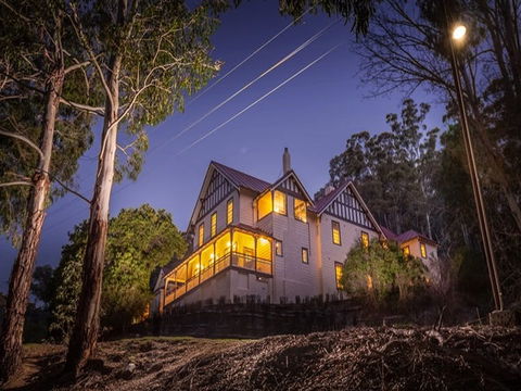 Yarrangobilly Caves House: Guest Rooms - Accommodation Asia 0