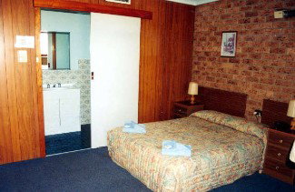 Maules Creek NSW Accommodation China
