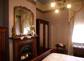 Freeman On Ford - Accommodation Guide 1