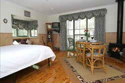 Eagle Hammer Cottages - Accommodation China 2
