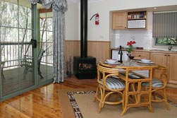 Eagle Hammer Cottages - Accommodation China 5