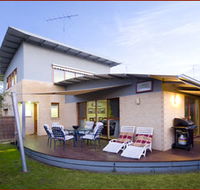 King Tide Townhouse - Accommodation Guide
