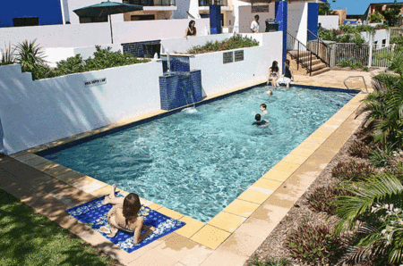 Kacys Bargara Beach Motel - Accommodation China 5