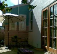 Luscombe Lodge B and B - Accommodation Guide