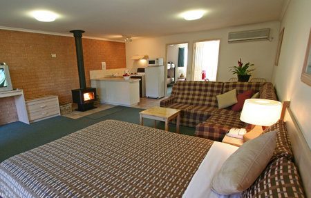 Beachcomber Motel And Apartments - Accommodation China 1