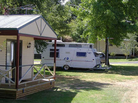 Yackandandah Holiday Park - Accommodation Guide 0