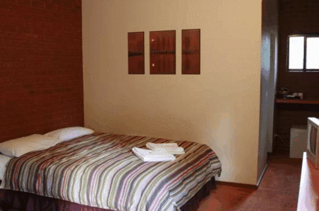 The Snowline Hotel - Accommodation Guide 1