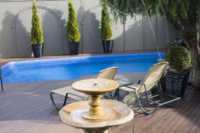 Gallery Apartments - Accommodation Guide 5