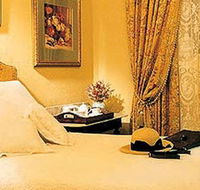 Clifton Lodge - Accommodation Guide