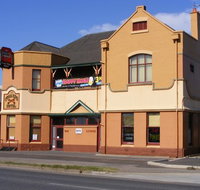 Cross Keys Hotel - Accommodation Guide