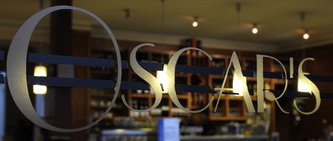 Oscar's Hotel & Cafe Bar - Accommodation China 0