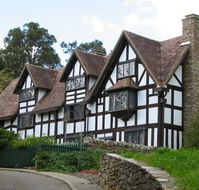 William Shakespeare's Bed  Breakfast - Accommodation Guide
