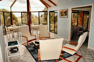 Ascot Holiday House - Accommodation Asia 0