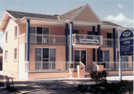 Canberran Lodge - Accommodation China 0