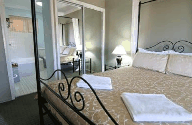 Ashby House Motor Inn - Accommodation China 1