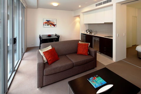 Cairns Luxury Apartments, Harbourlights Complex - Accommodation China 2