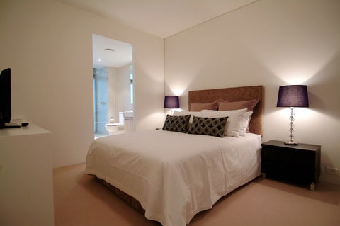 Cairns Luxury Apartments, Harbourlights Complex - Accommodation China 4