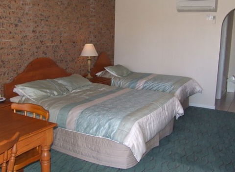 Swaggers Motor Inn, Yass - Accommodation China 1