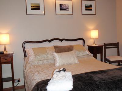 Rooftops Bed & Breakfast - Accommodation Guide 5