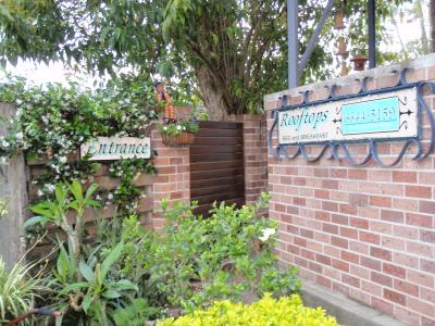 Rooftops Bed & Breakfast - Accommodation Guide 8