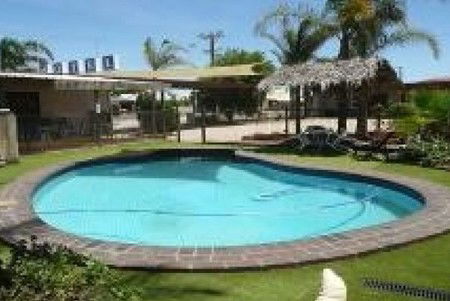 Glossop Motel - Accommodation Guide 3